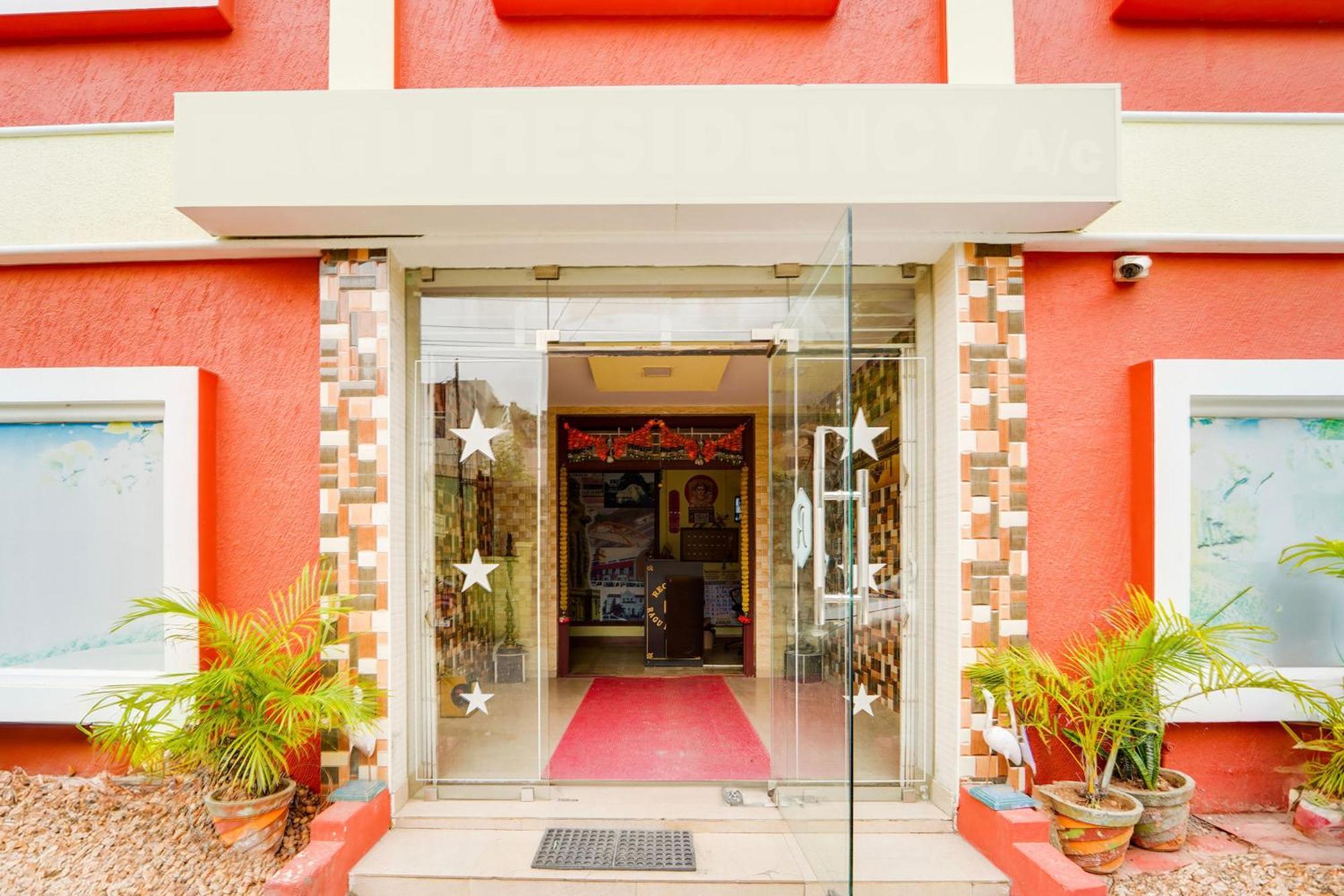 Super Hotel O Airport Road Coimbatore Exterior photo