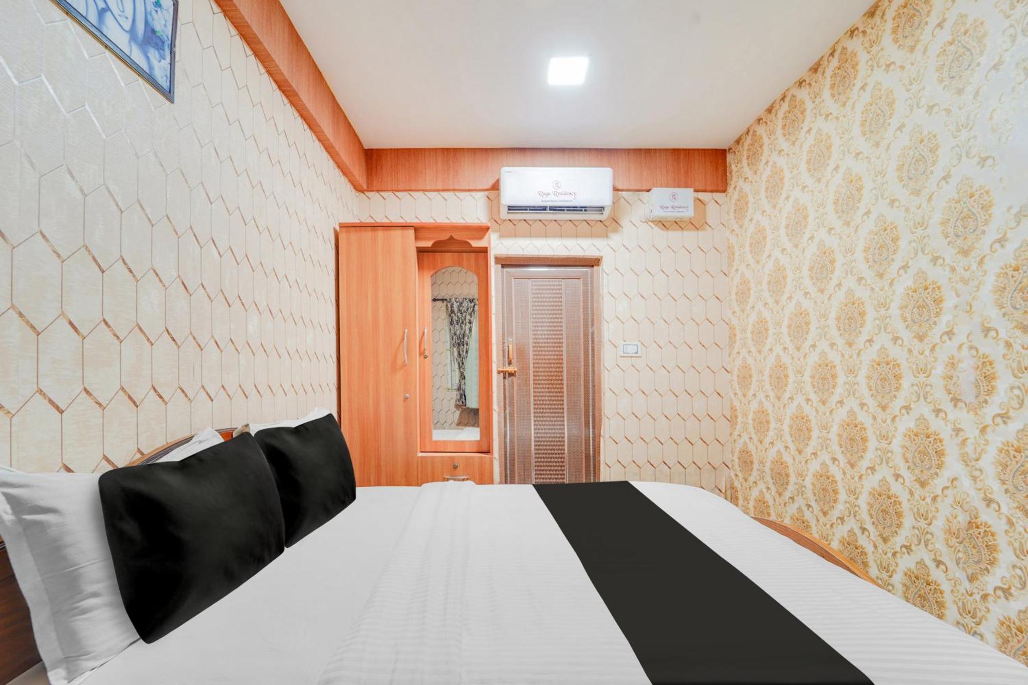 Super Hotel O Airport Road Coimbatore Exterior photo